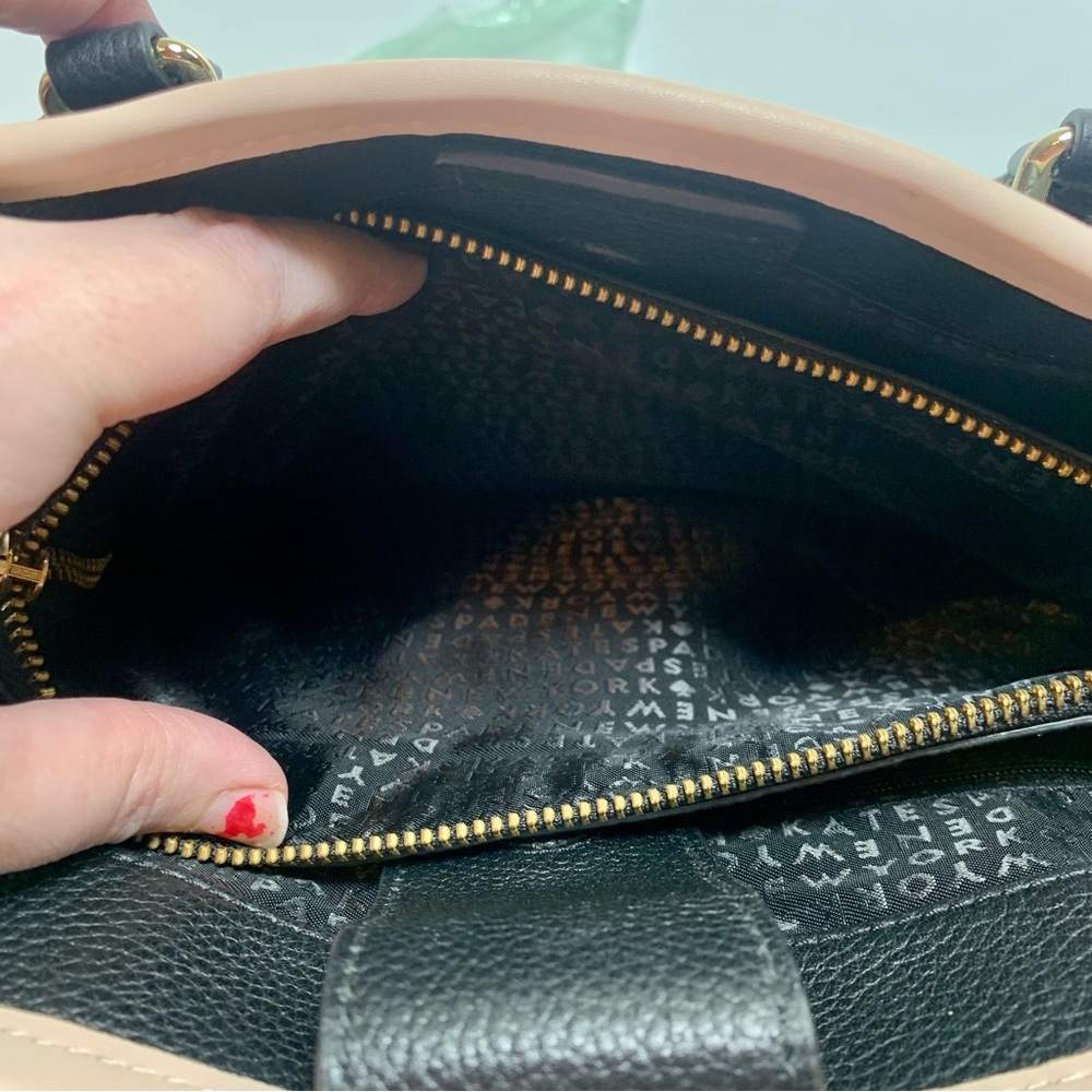 EUC. Kate Spade WARD PLACE EVANGELIE SATCHEL or crossbody. - Picture 15 of 16